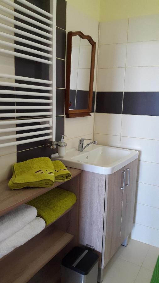 Apartman Ella - Tabor -Cz - U Stadionu Miru 1735 외부 사진