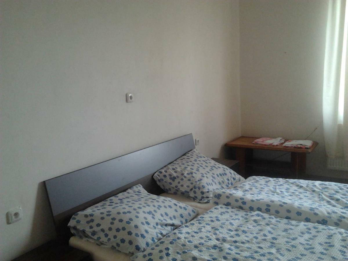 Apartman Ella - Tabor -Cz - U Stadionu Miru 1735 외부 사진